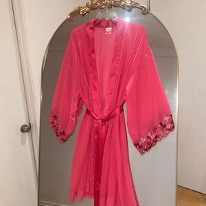 Soma Pink Robe with Embroidered Floral Sleeves
